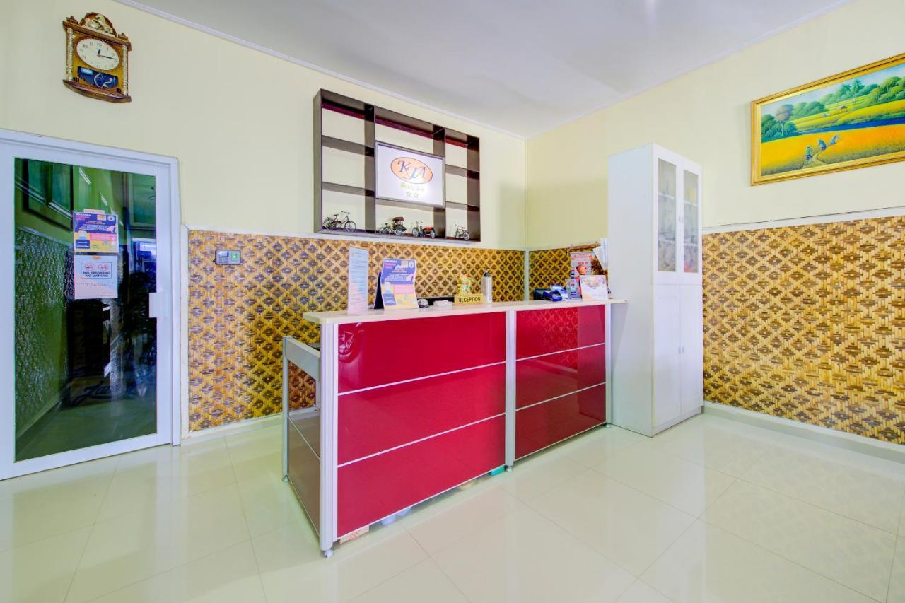 טגאל Oyo 3791 Hotel Kja מראה חיצוני תמונה