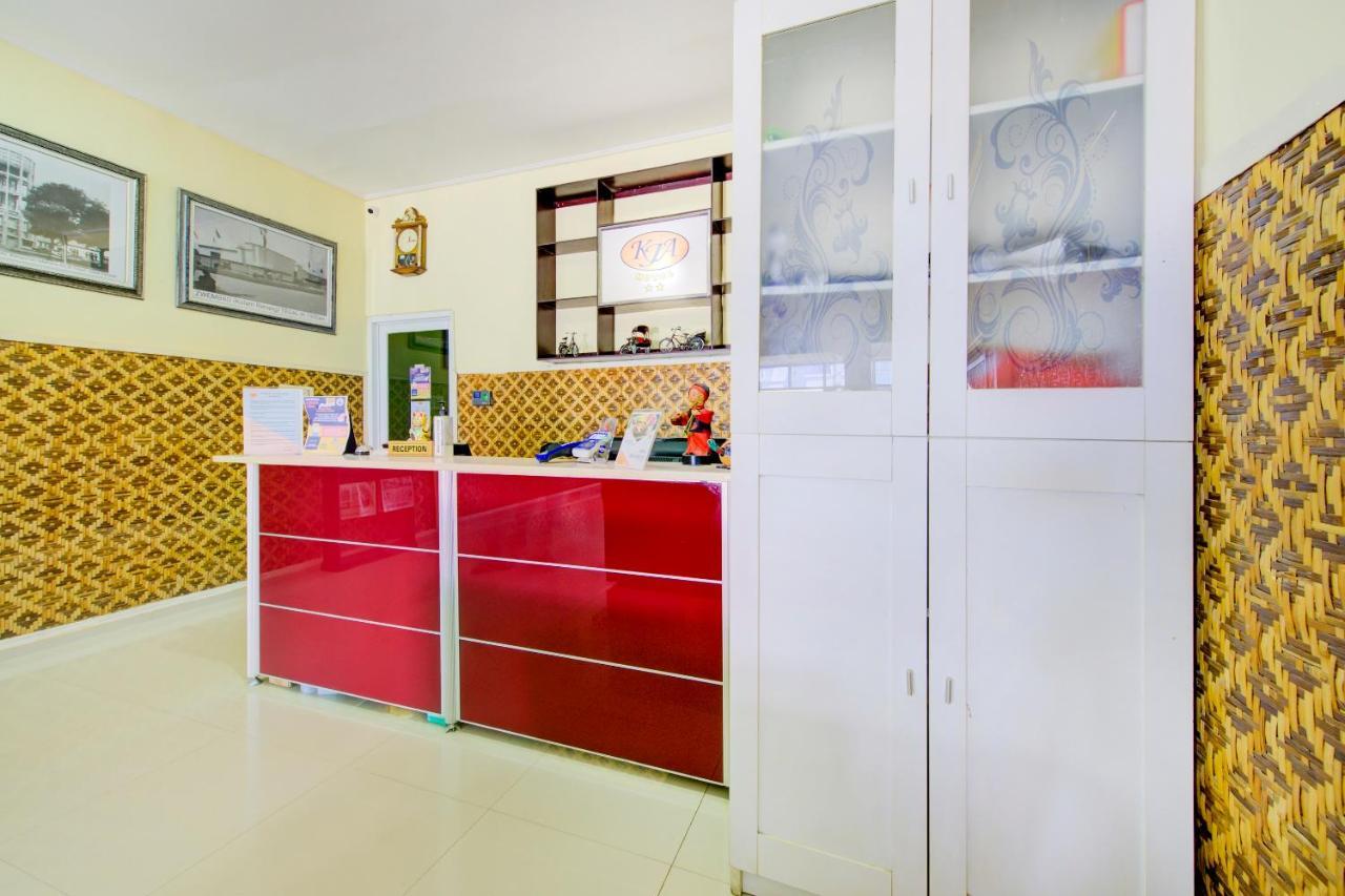 טגאל Oyo 3791 Hotel Kja מראה חיצוני תמונה