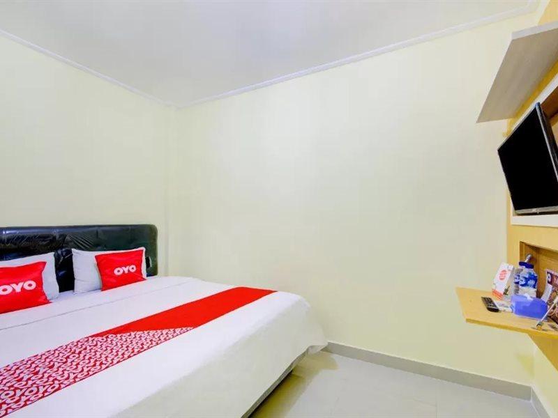 טגאל Oyo 3791 Hotel Kja מראה חיצוני תמונה