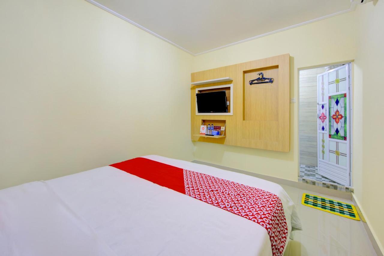 טגאל Oyo 3791 Hotel Kja מראה חיצוני תמונה